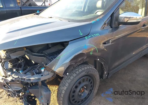 2018 Ford Escape Titanium z USA, uszkodzony, nr VIN 1FMCU9J96JUB97944